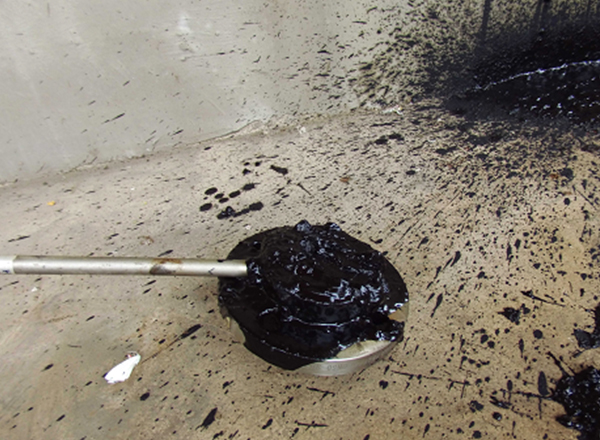 檢修現(xiàn)場 檢修現(xiàn)場